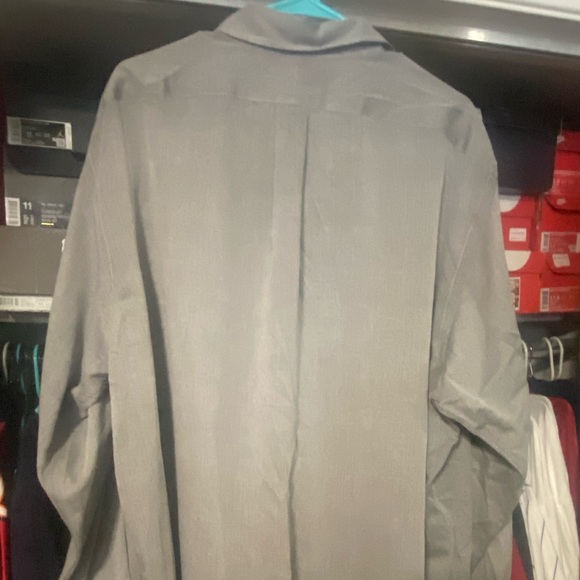 Polo by Ralph Lauren button down, long sleeve shirt. Size 17, 34-35 - Picture 4 of 4